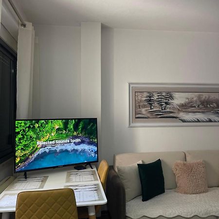 טיראנה Sky Center Apartment מראה חיצוני תמונה